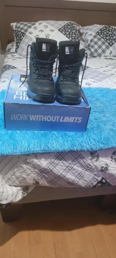 Botas de seguridad negras y azules - miniatura 2