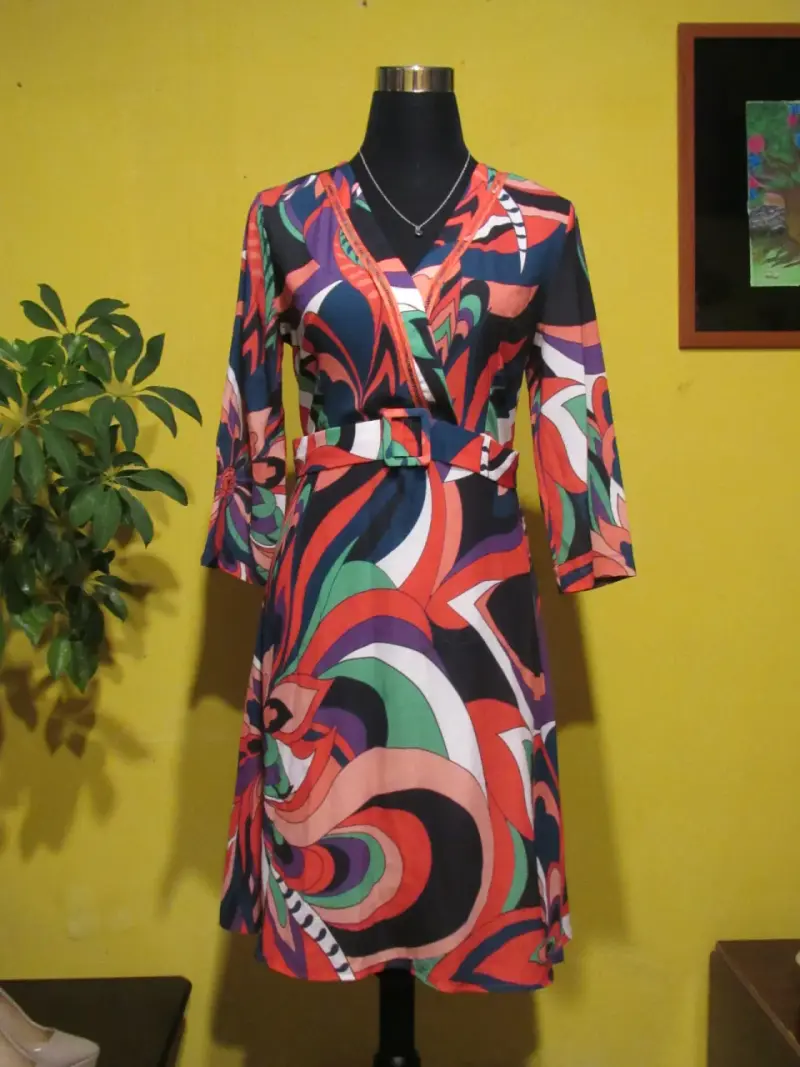 Vestido estampado colorido - 1