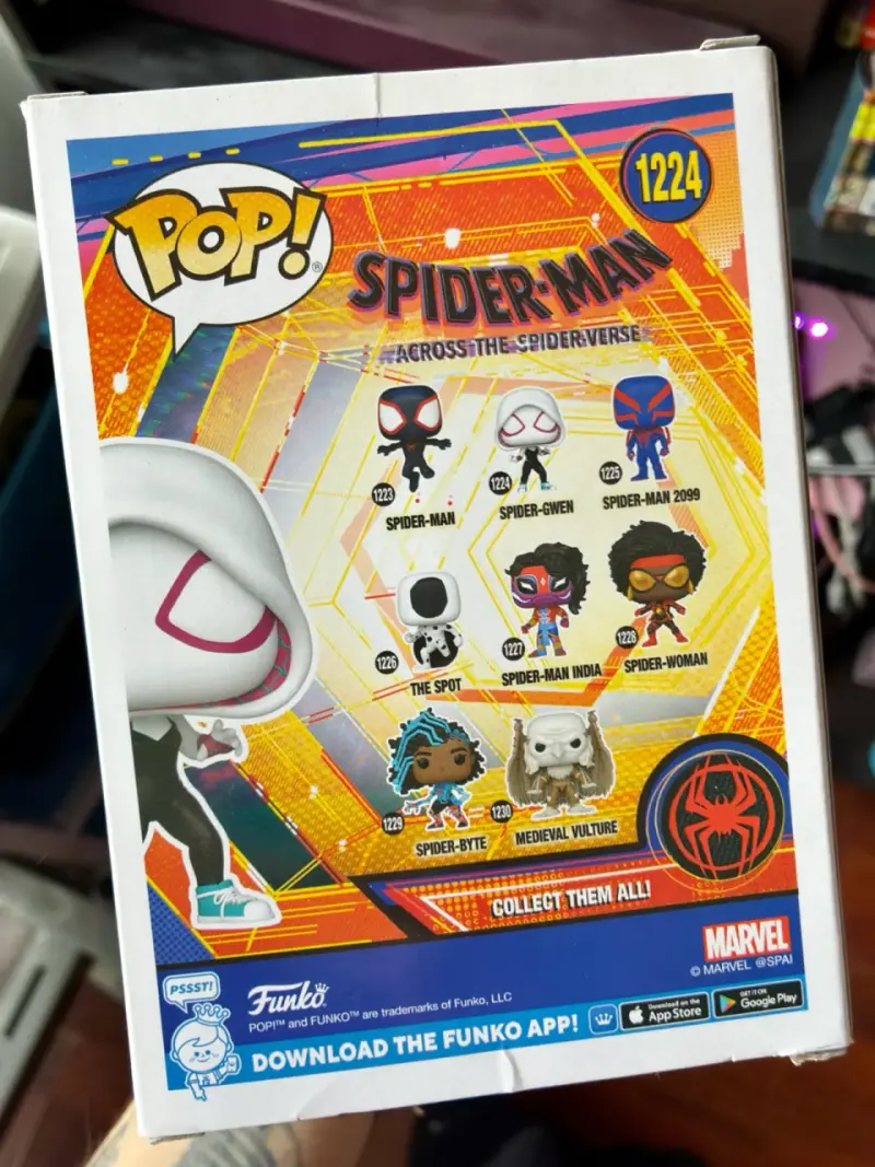 Funko Pop Spider Gwen - 2