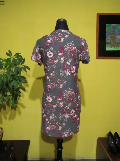Vestido floral manga corta - miniatura 2