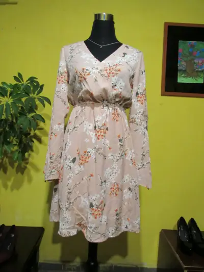 Vestido floral rosa manga larga - miniatura 1