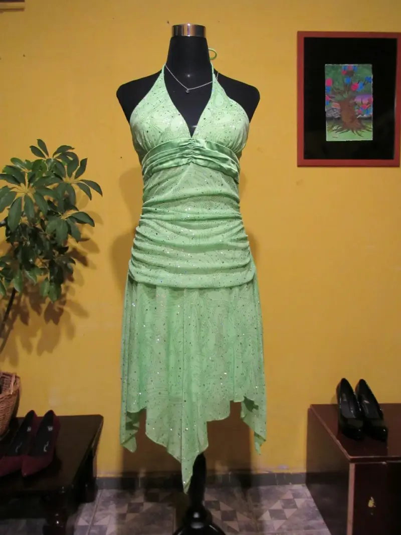 Vestido verde brillante - 1