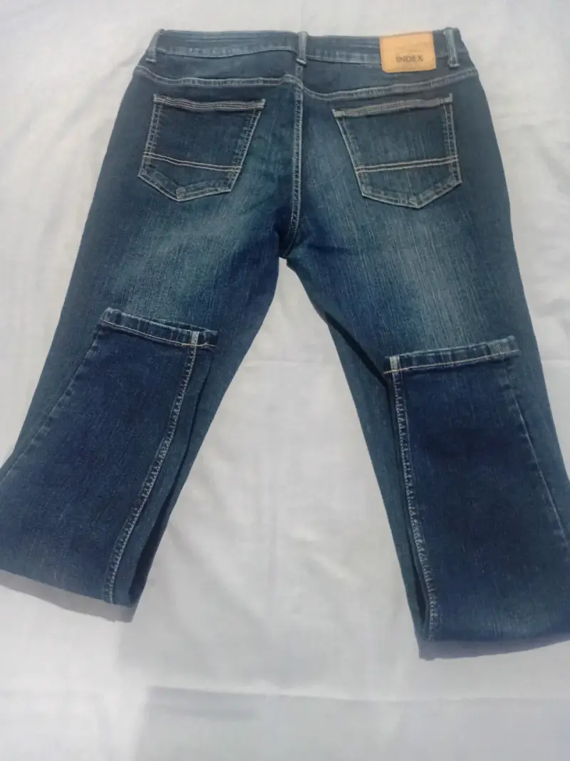 Jeans azules de mezclilla - 2
