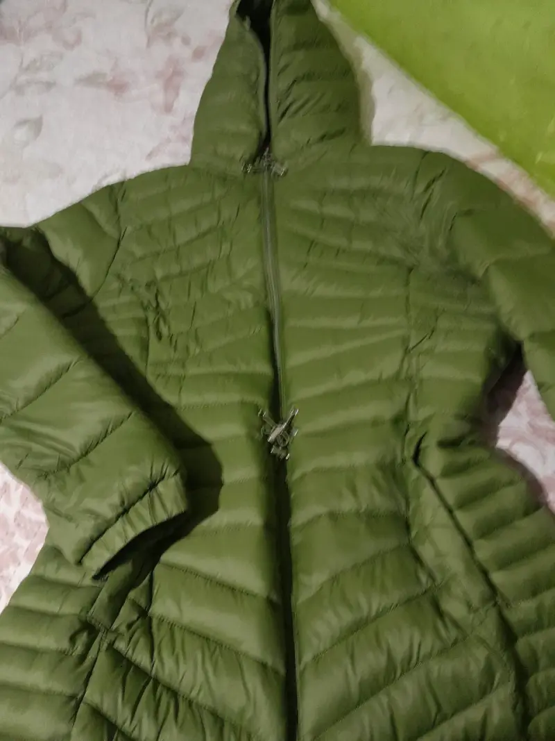 Chaqueta verde acolchada - 1