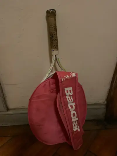 Raqueta de tenis con funda rosada - miniatura 3