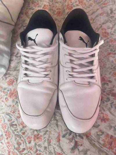 Zapatillas blancas deportivas - miniatura 1