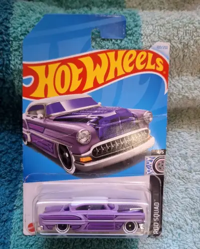 Hot Wheels - miniatura 4