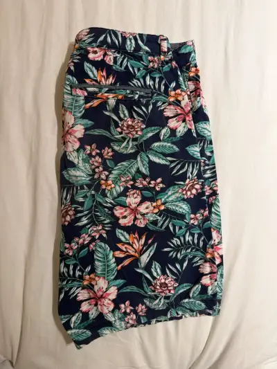 Bermudas florales multicolor - miniatura 3