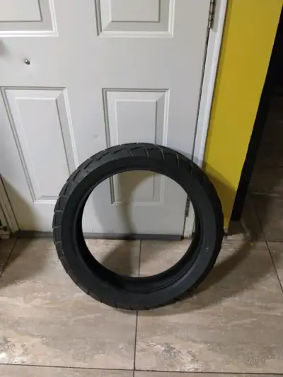 Neumático para moto - miniatura 3