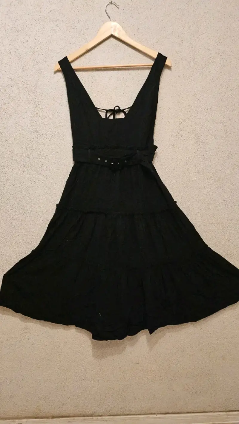 Vestido negro elegante - 2
