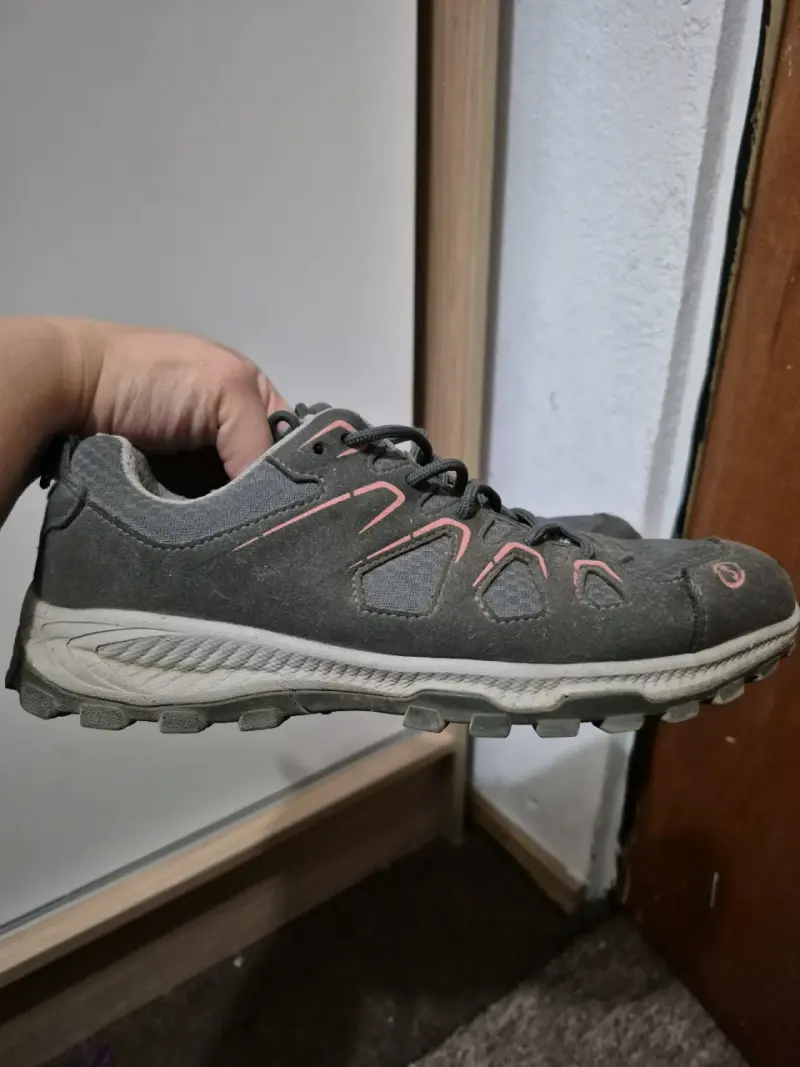 Zapatillas deportivas grises - 2