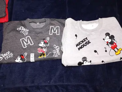 Polerones estampados Mickey y Minnie - miniatura 1