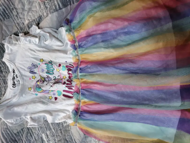 Ropita niña con diseño animado. - 3