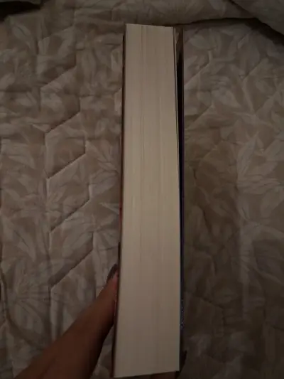 Libro 'El Beso de la Realeza' - miniatura 3