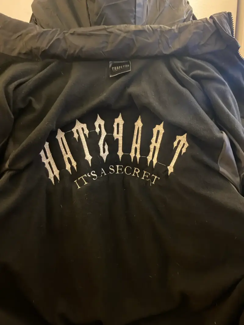Parka negra Trapstar con capucha - 2