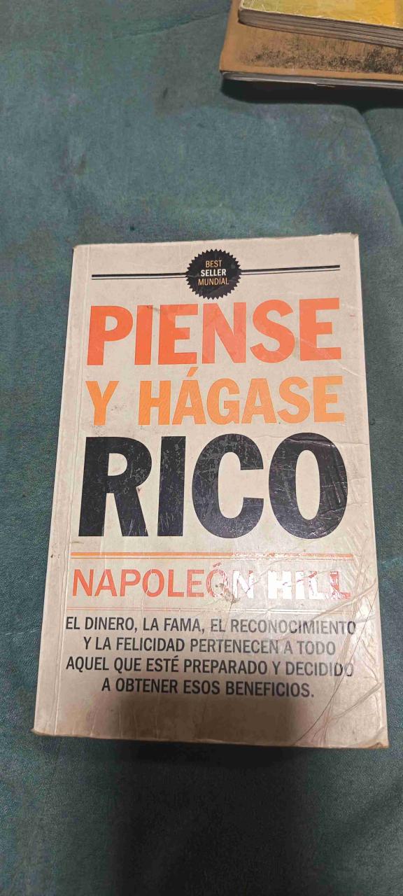 Libro "Piense y Hágase Rico" - 1