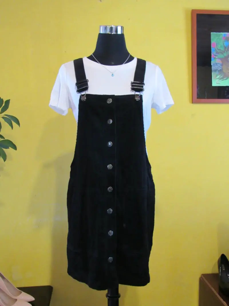 Falda jardinera negra talla S - 1