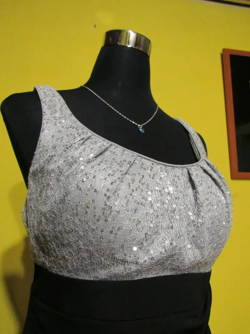 Vestido elegante negro y plateado - 3