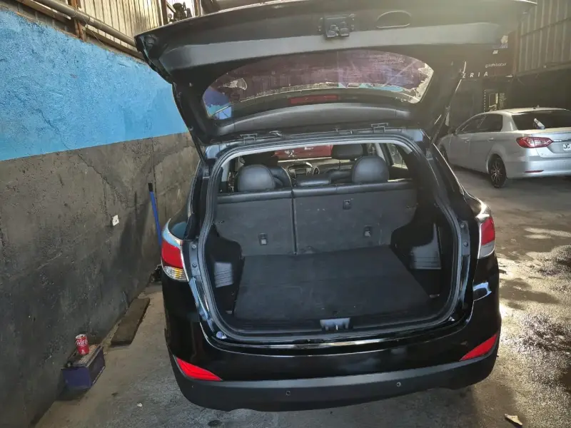 Hyundai Tucson top de linea - 3