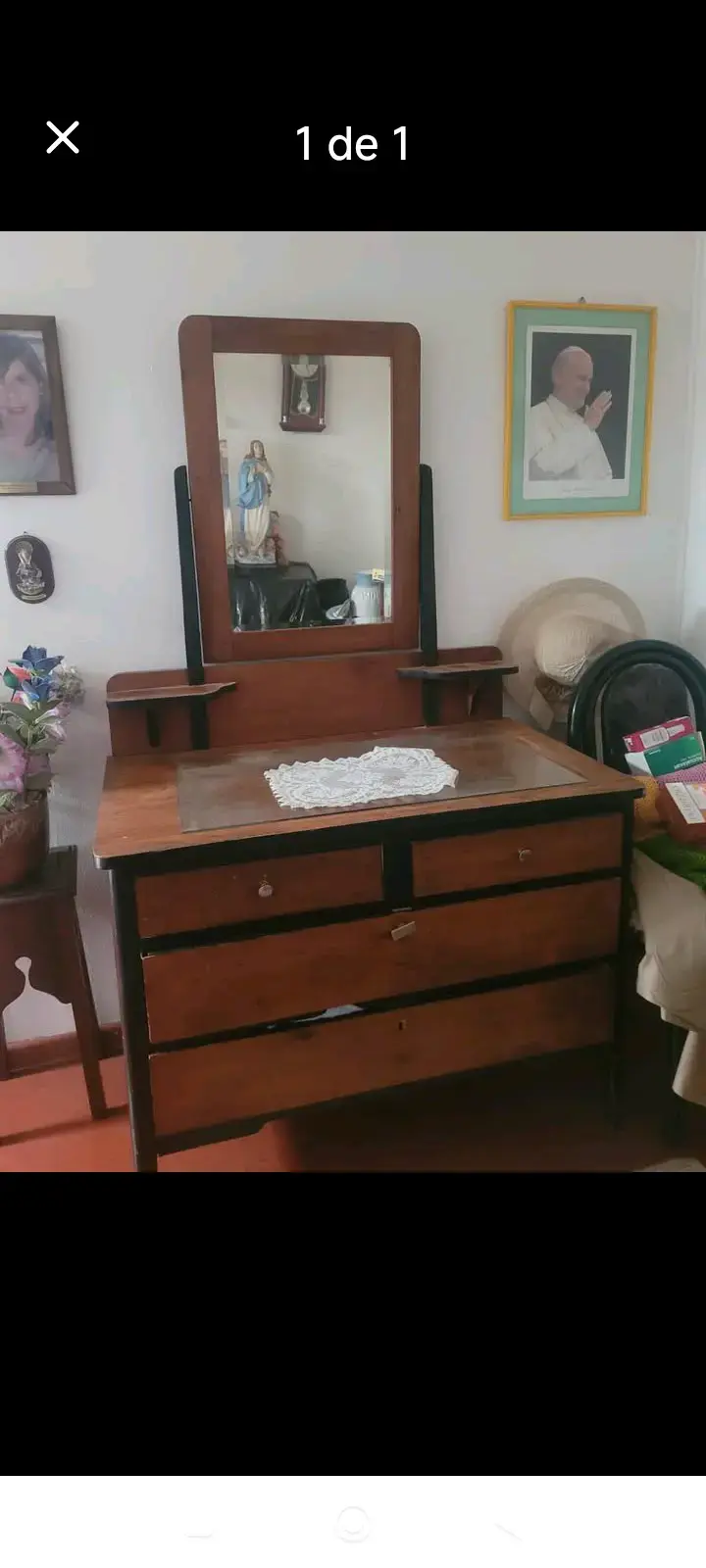 Tocador antiguo de madera