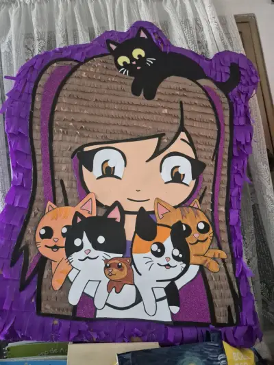 Piñata temática de Lyna con gatos - miniatura 1