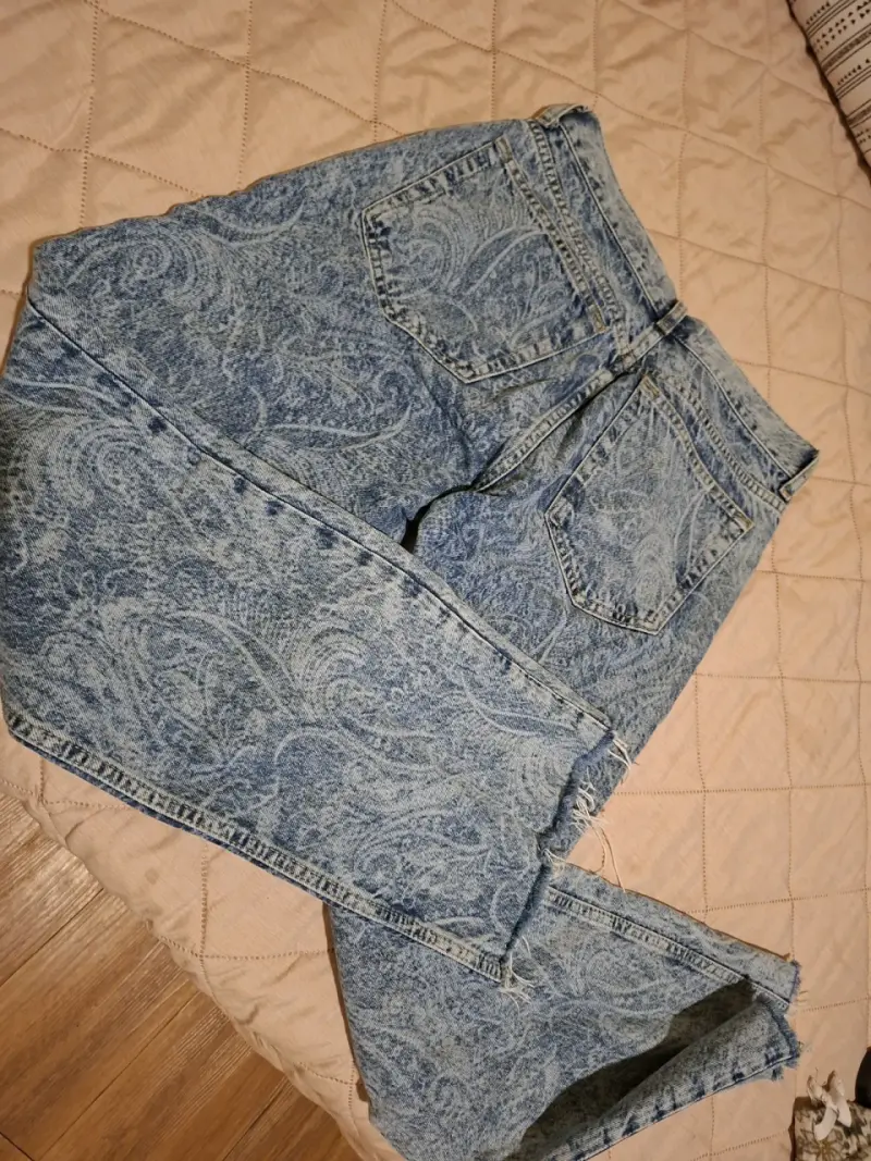 Jeans azules con estampado - 3