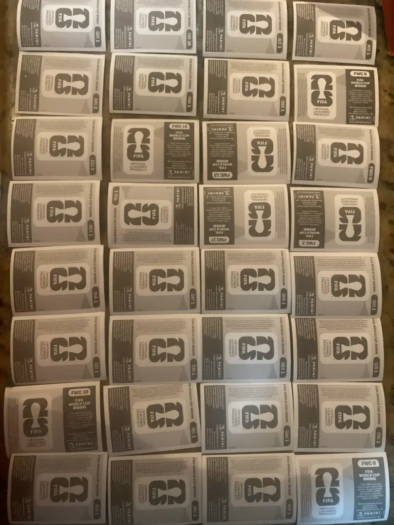 Colección de láminas FIFA 32 - 3