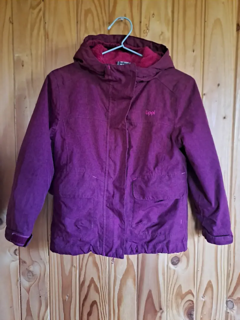 Parka morada impermeable con capucha lippi