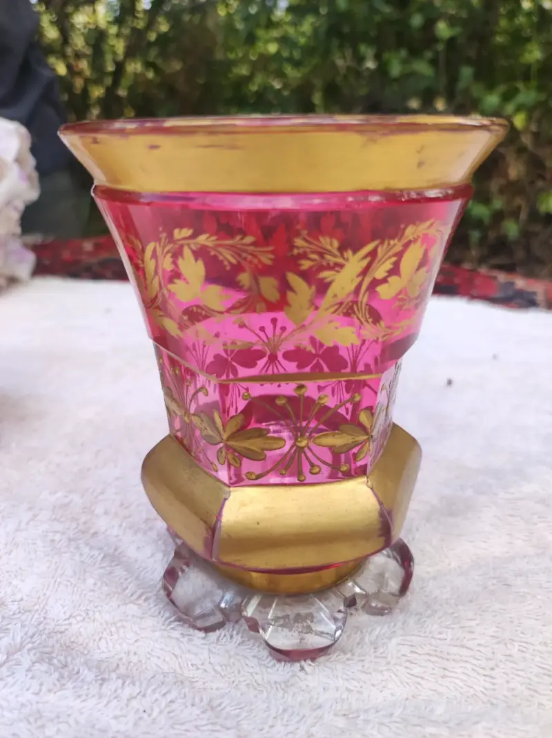 Vaso decorativo dorado y rojo - 2