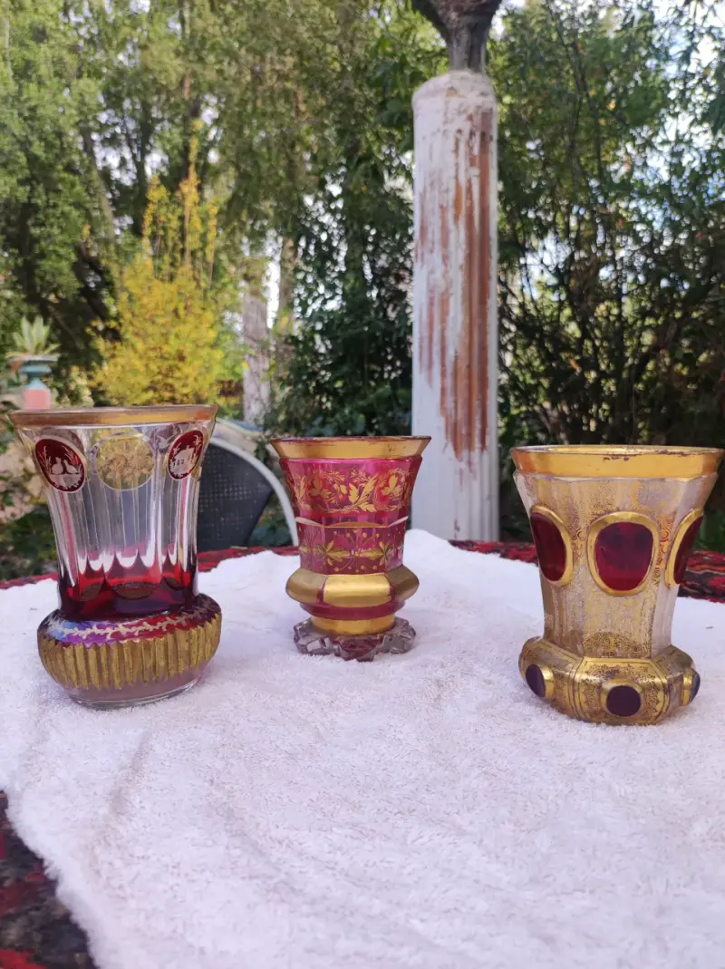 Vaso decorativo dorado y rojo - 5