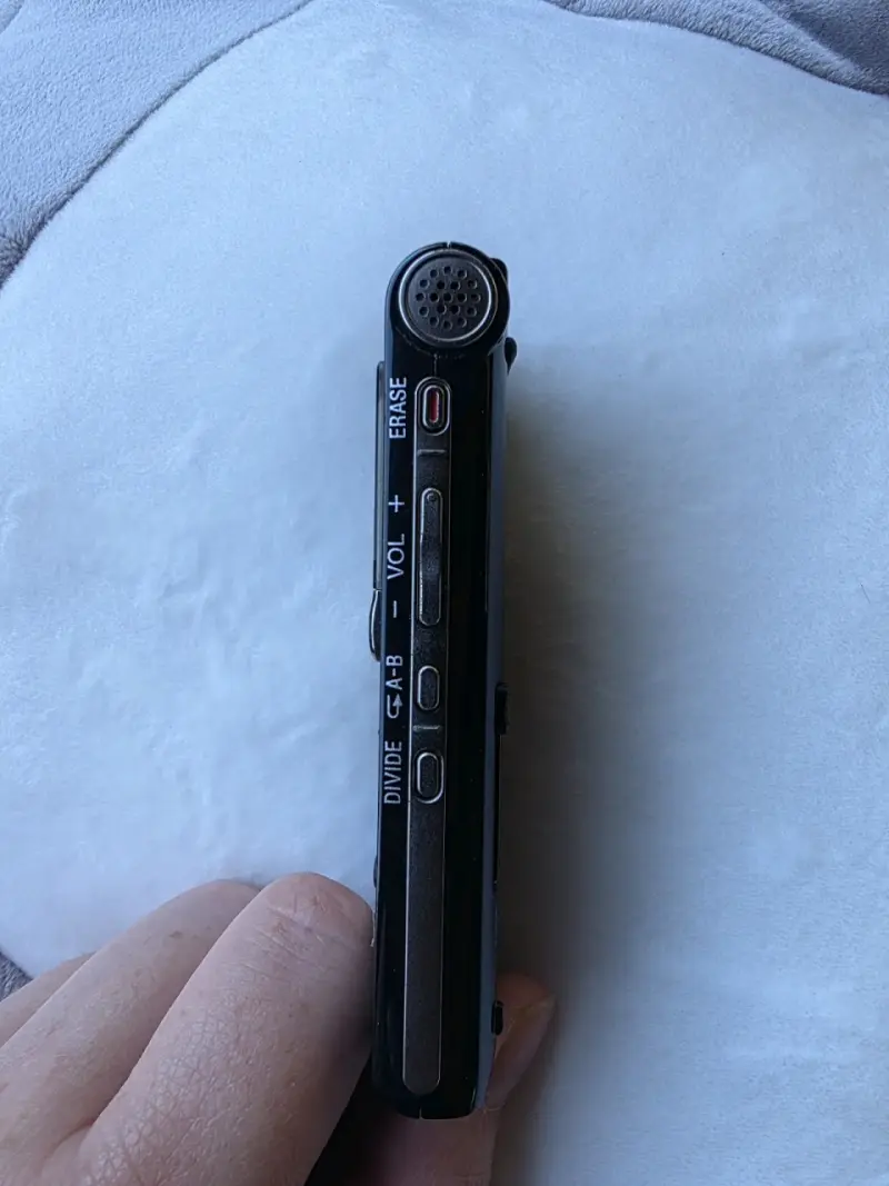 Grabadora de Voz Sony 4GB - 3