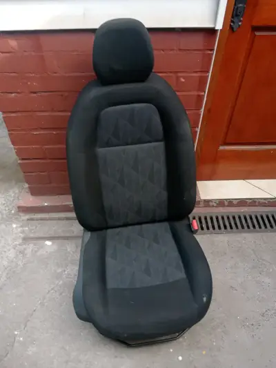 Butaca citroen c elysee 2018 - miniatura 3