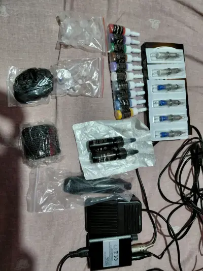 Kit completo de tatuaje - miniatura 1