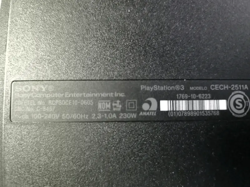 Consola PlayStation 3 con control - 3