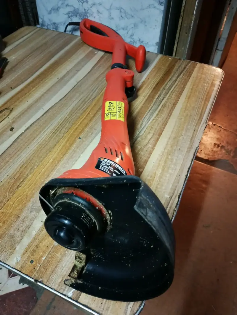 Cortadora de césped Black & Decker - 1