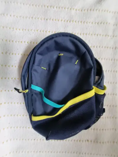 Mochila infantil azul - miniatura 1