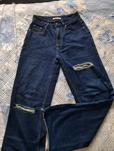 Jeans azules desgastados. Marca INDEX. Talla 36 - miniatura 1
