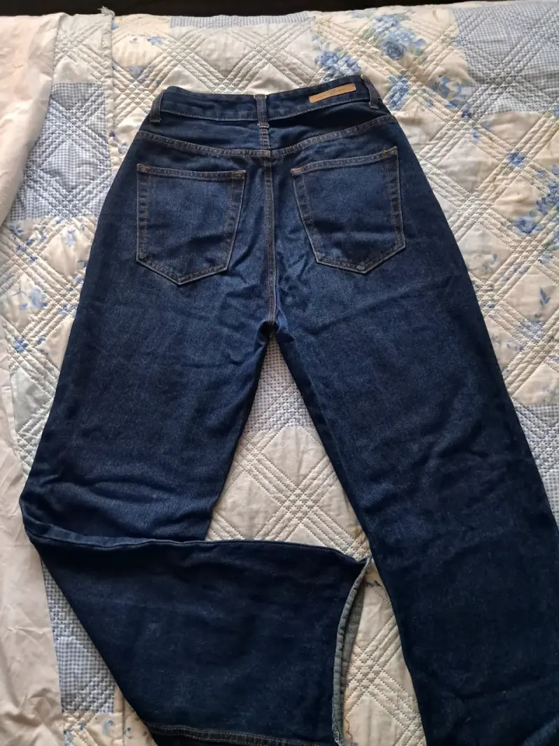 Jeans azules desgastados. Marca INDEX. Talla 36 - 2