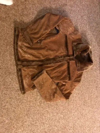 Chaqueta de gamuza marrón peludita - miniatura 2