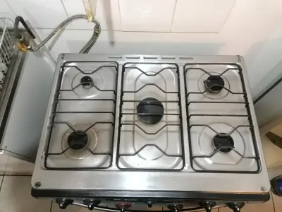 Cocina a gas 5 quemadores - miniatura 3