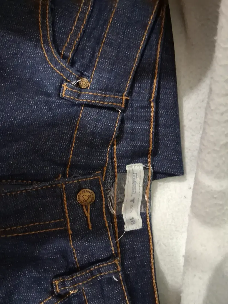 Jeans azules clásicos - 3