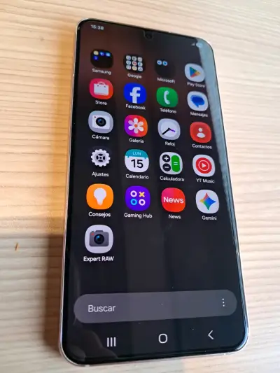 Smartphone Samsung S22 IMPECABLE - miniatura 2