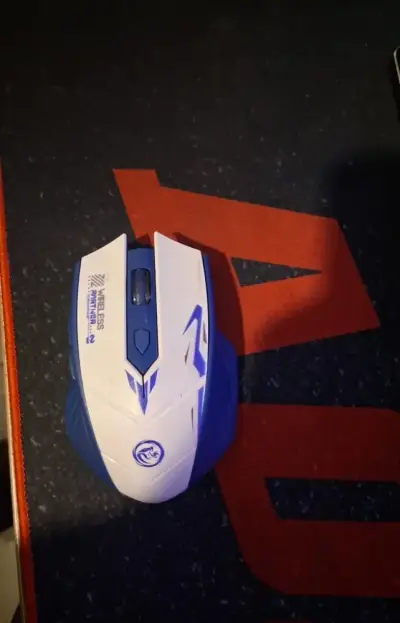 Combo Gamer: Teclado RGB + Mouse Inalámbrico - miniatura 2