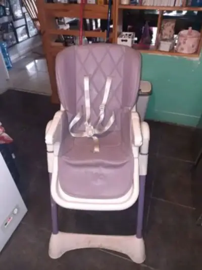 Silla alta para bebé - miniatura 3