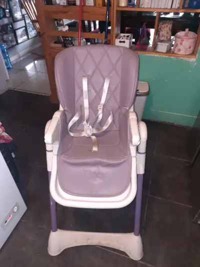 Silla alta para bebé - miniatura 4