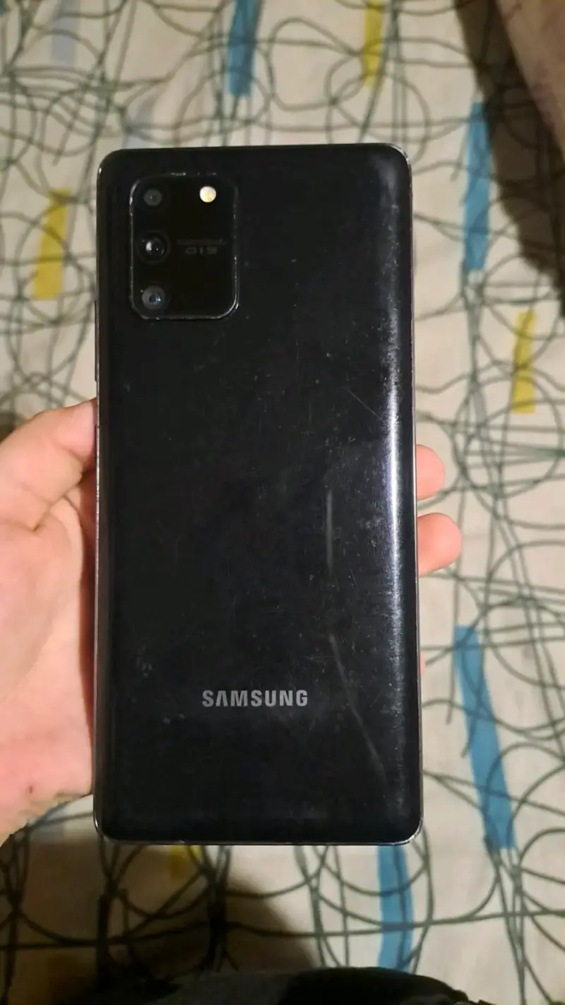 Smartphone Samsung negro - 1