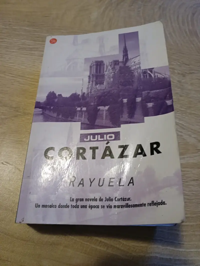 Libro Rayuela de Julio Cortázar - 1