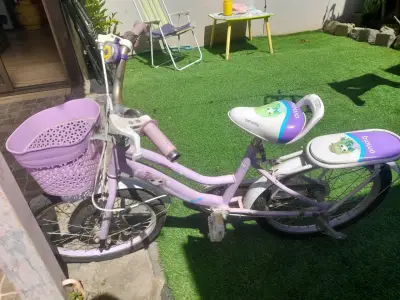 Bicicleta infantil rosada con canasto - miniatura 2