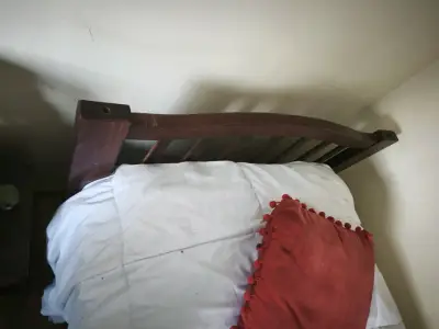 Cama individual de madera - miniatura 3