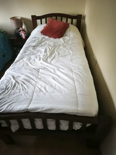 Cama individual de madera - miniatura 4